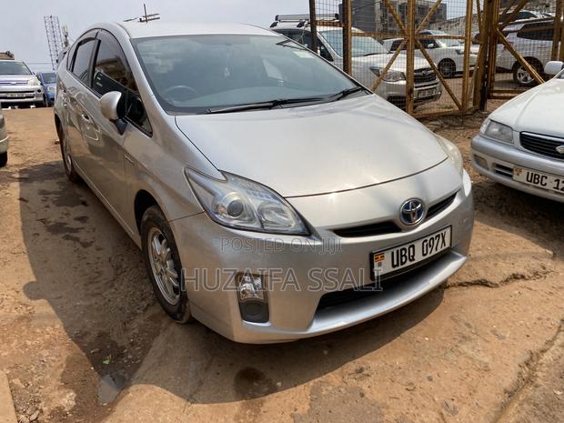 Toyota Prius 2019 Silver