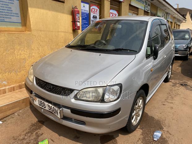 Toyota Corolla Spacio 2008 Silver
