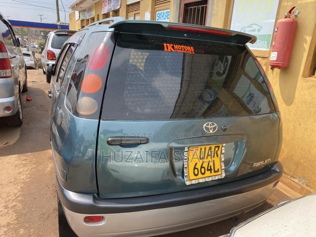 Toyota Raum 2008 Blue