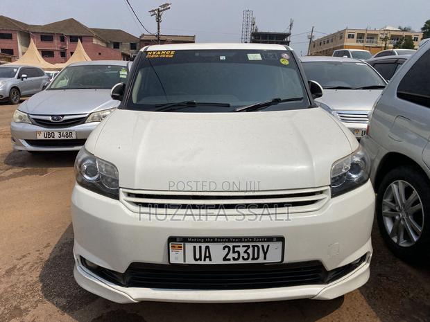 Toyota Rumion 2024 White