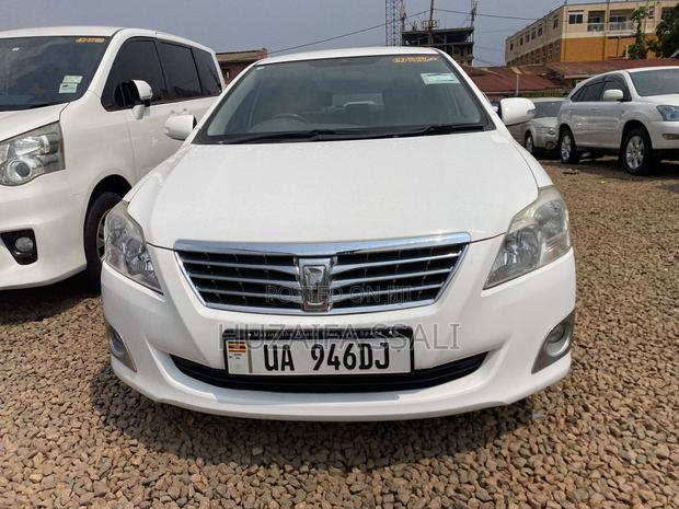 Toyota Premio 2012 White