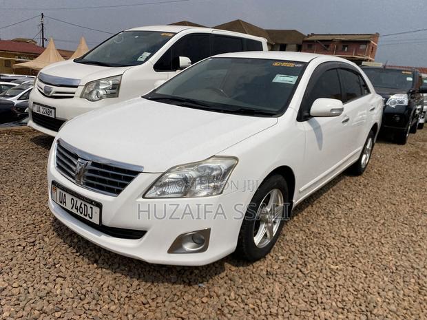 Toyota Premio 2012 White