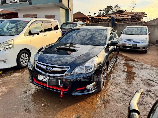 Subaru Legacy 2010 Black
