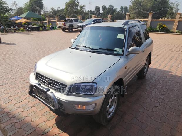 Toyota RAV4 2002 Silver