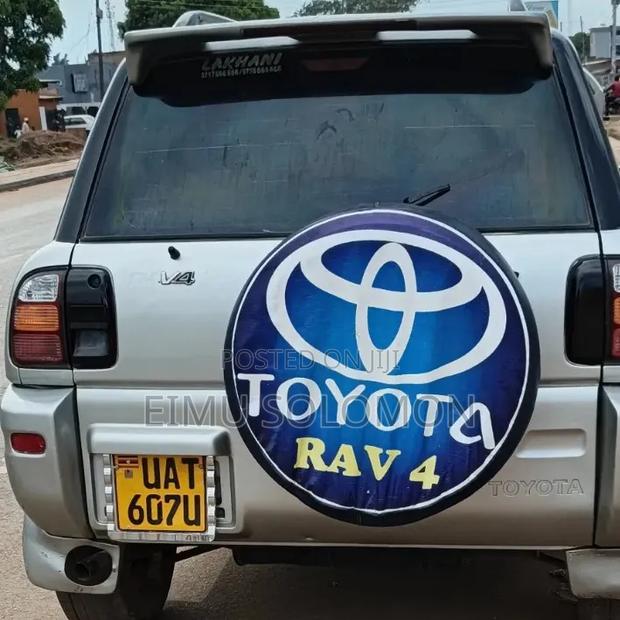 Toyota RAV4 2002 Silver