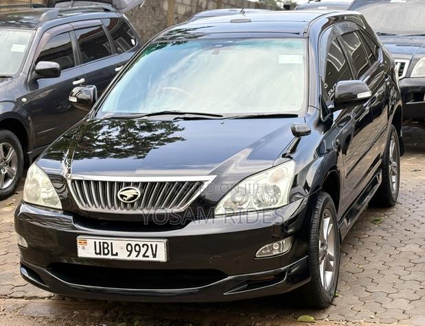 Toyota Harrier 2.4 2011 Black