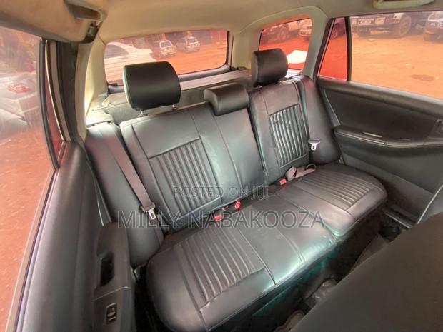 Toyota Corolla Fielder 2004 Silver