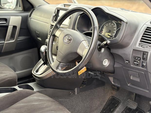 Toyota Rush 1.5 RWD 2011 White