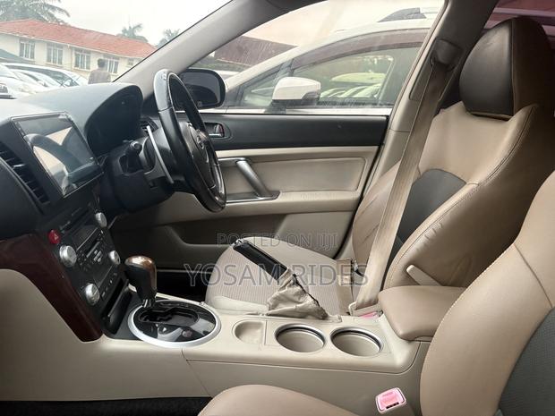 Subaru Legacy 2.0 2007 White