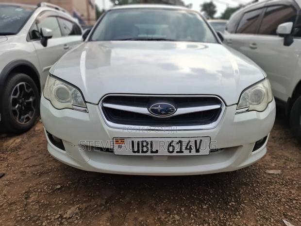 Subaru Legacy 2008 White