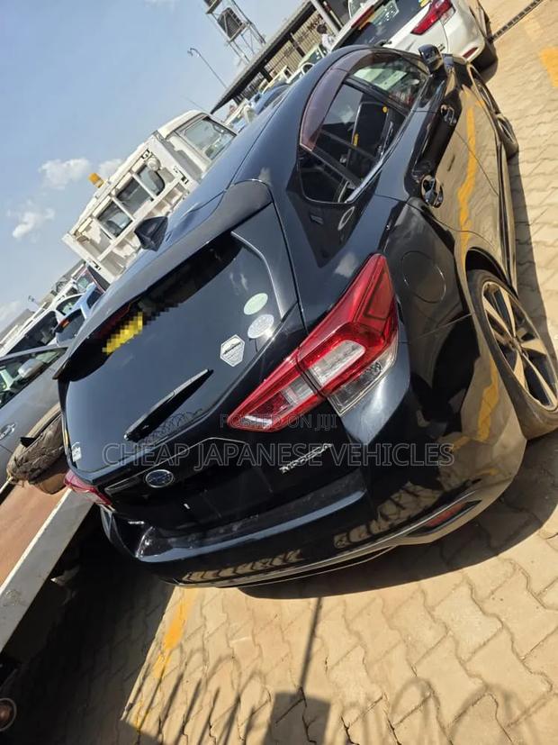 Subaru Impreza 2.0i AWD Hatchback 2018 Black