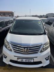 Toyota Alphard 2.4 Petrol AWD 2012 White for sale
