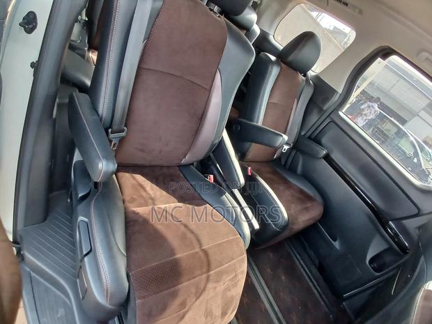 Toyota Alphard 2014 White