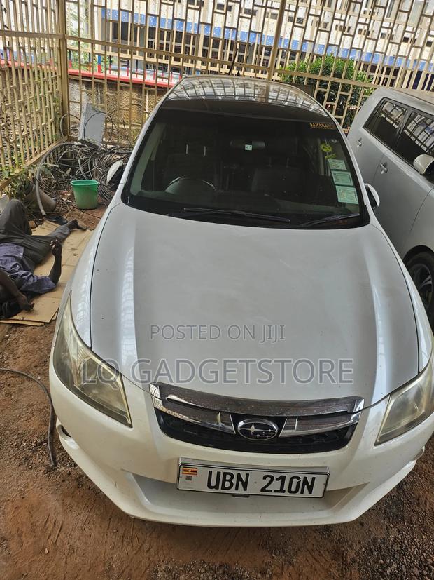 Subaru Exiga 2011 White