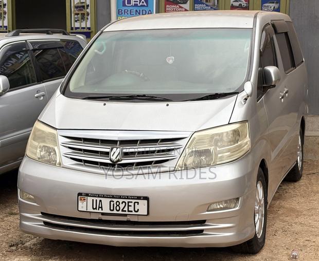 Toyota Alphard 2.4 Petrol FWD 2006 Silver