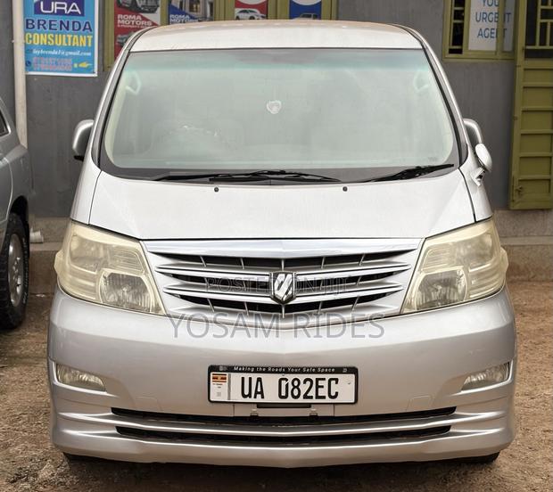 Toyota Alphard 2.4 Petrol FWD 2006 Silver