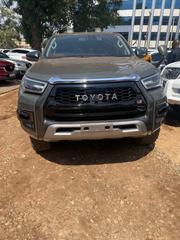 Toyota Hilux Rugged 4x4 2018 Gold for sale