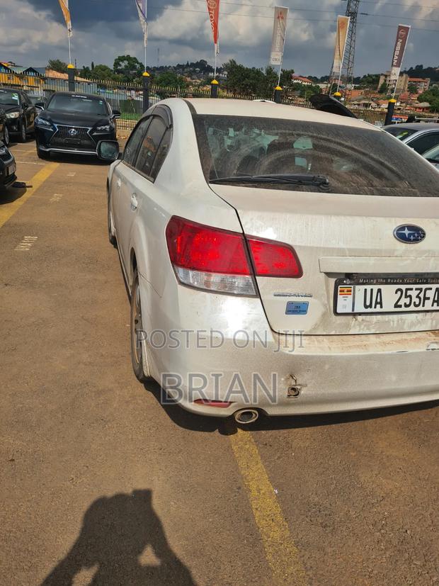 Subaru Legacy 2011 White