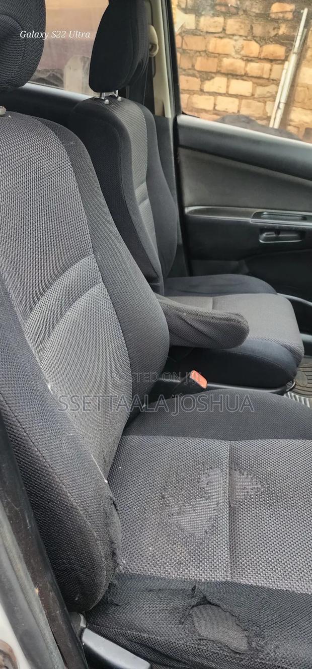 Toyota Wish 2006 White