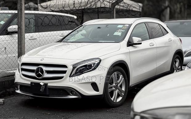 Mercedes-Benz GLA-Class 2016 White