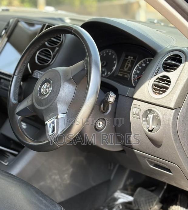 Volkswagen Tiguan S 2013 White