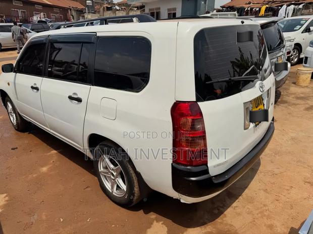 Toyota Succeed 2006 White