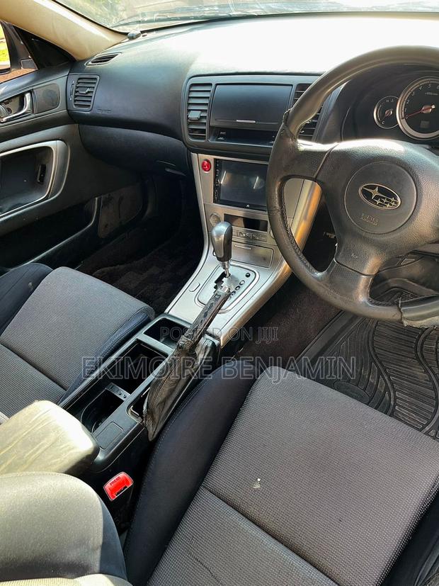 Subaru Legacy Wagon 2004 Silver