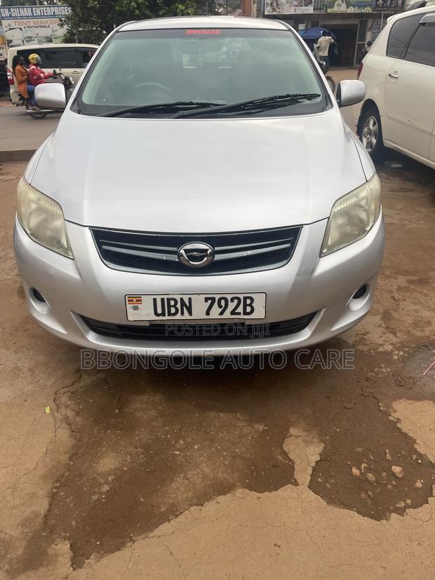 Toyota Corolla Fielder 2010 Silver
