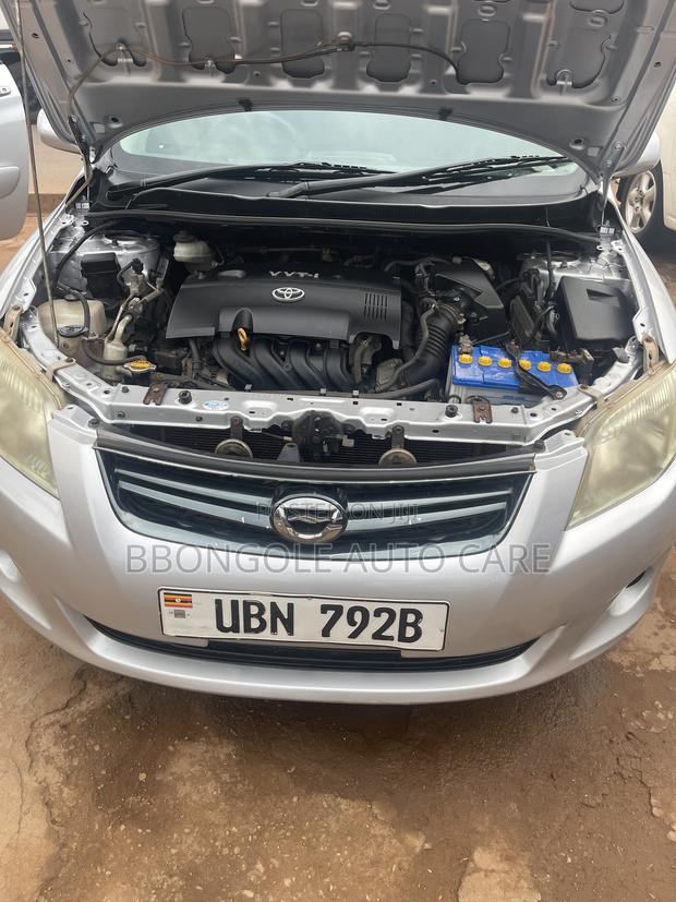 Toyota Corolla Fielder 2010 Silver
