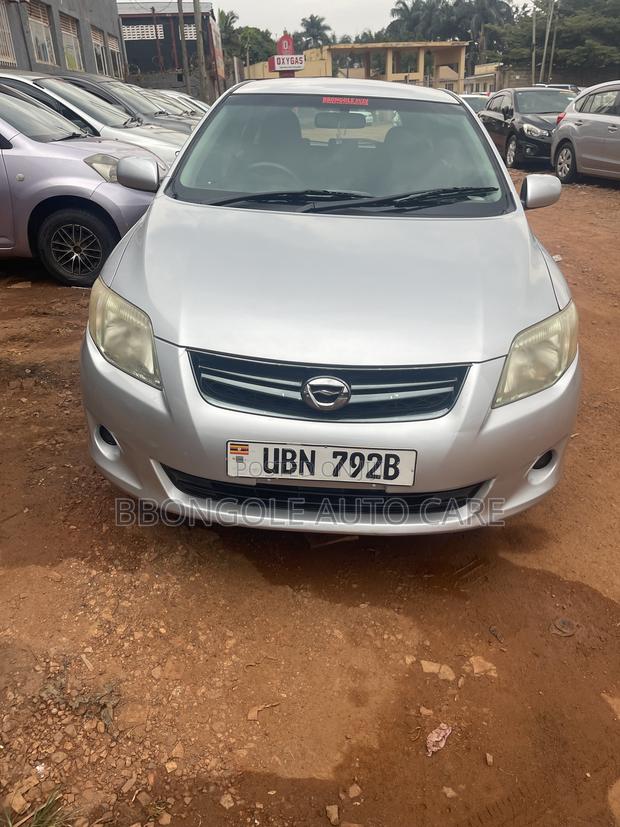 Toyota Corolla Fielder 2010 Silver