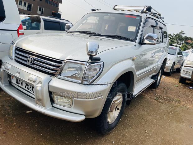 Toyota Land Cruiser Prado 2.7 5dr 2002 Silver