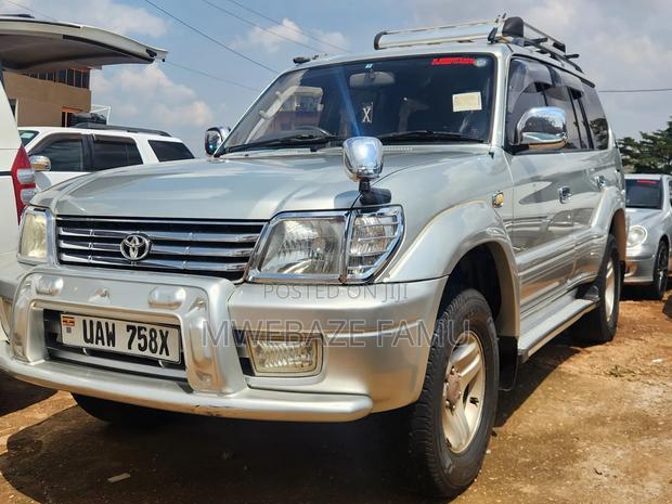 Toyota Land Cruiser Prado 2002 Silver