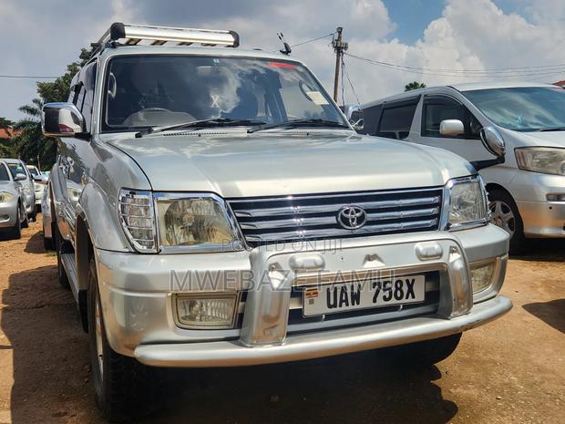 Toyota Land Cruiser Prado 2002 Silver