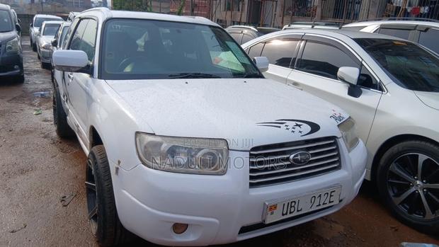 Subaru Forester 2006 White