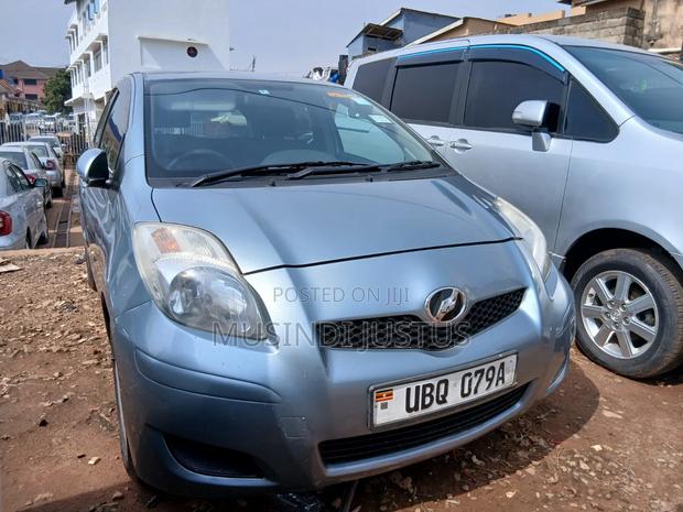 Toyota Vitz 2010 Green