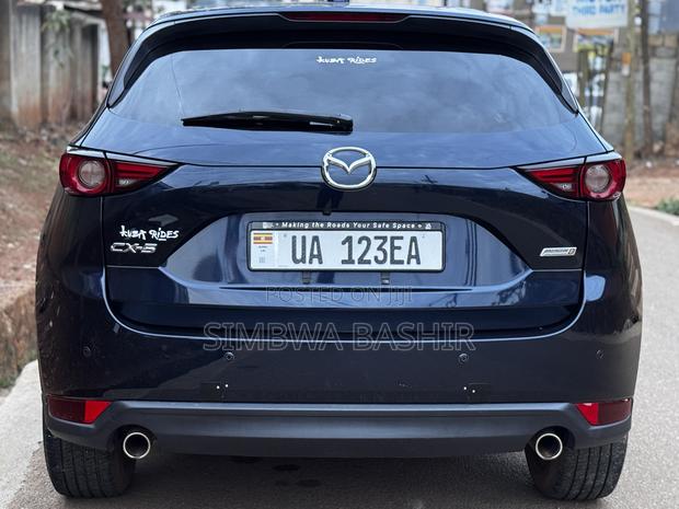 Mazda CX-5 2018 Blue