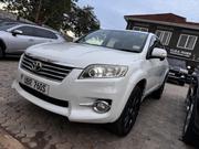 Toyota Vanguard 2013 White for sale