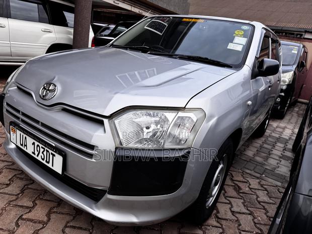 Toyota Probox 2012 Silver