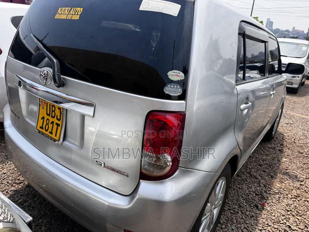 Toyota Corolla Rumion 2008 Silver