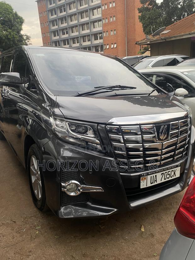 Toyota Vellfire 2017 Black