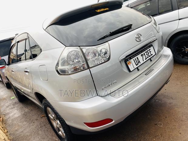Toyota Harrier 2.4 2010 Silver