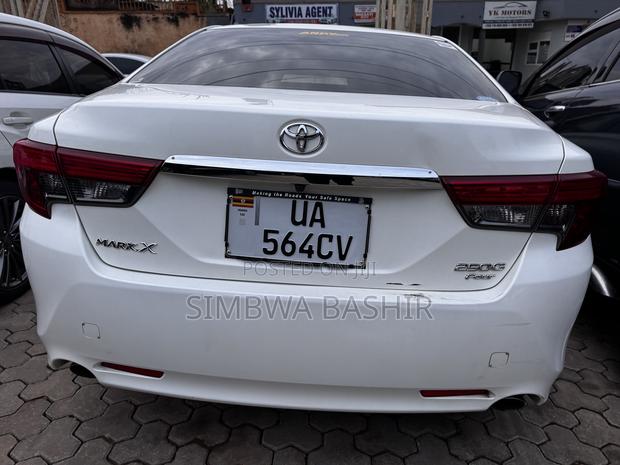 Toyota Mark X 2014 White