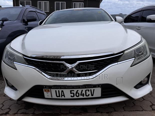 Toyota Mark X 2014 White