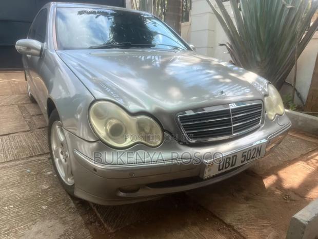 Mercedes-Benz C320 2007 Silver