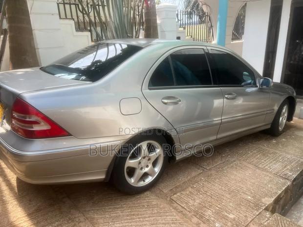 Mercedes-Benz C320 2007 Silver