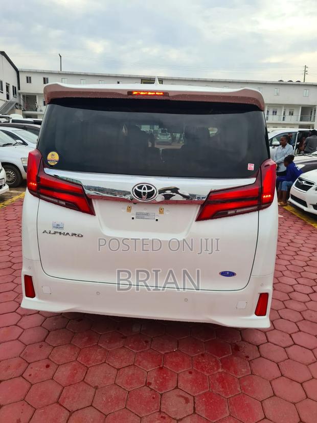 Toyota Alphard 2020 White