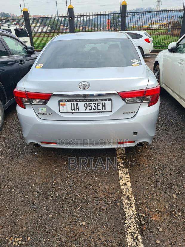 Toyota Mark X 2012 Silver
