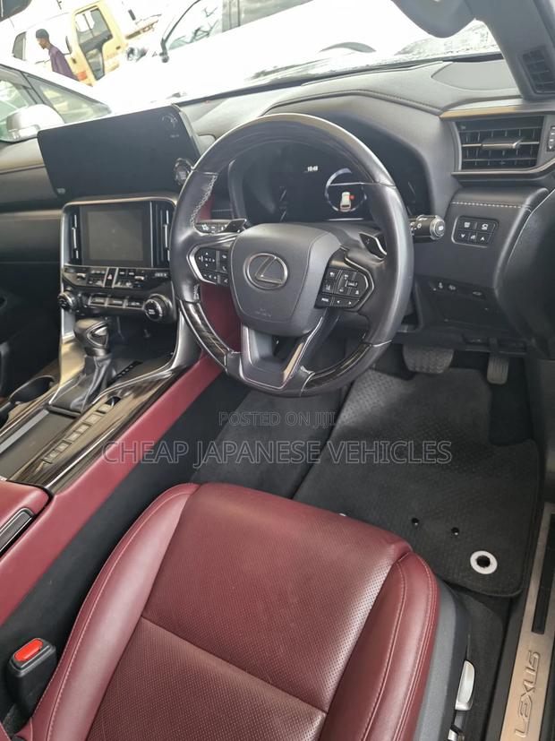 Lexus LX 500d 2022 Black