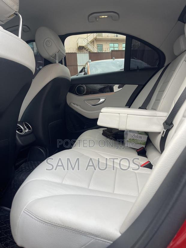 Mercedes-Benz C200 2017 Red