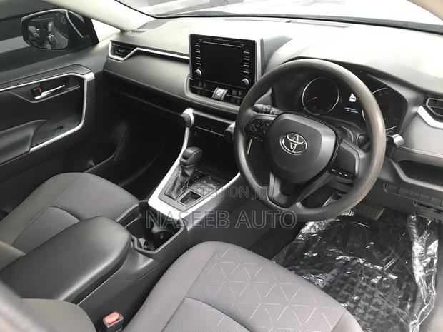 Toyota RAV4 2020 Silver